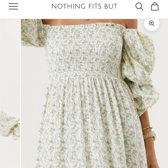 Nothing fits but yuki dress blue floral - Picture 1 of 5